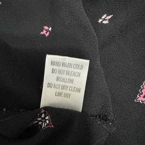 Elegant Black Floral Women's Dress - Picture 4 of 4